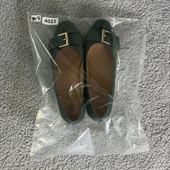 Journee Collection Wedge Shoes Women 8 Green faux Suede 2" Wood Heel Gold Buckle - Picture 10 of 10